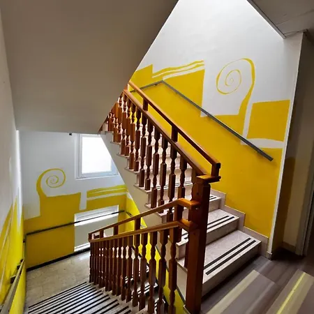 Morfeo - Fun - No Family 3*