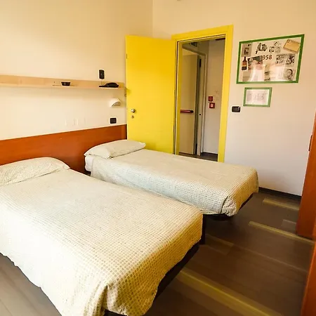 Hotel Morfeo - Fun - No Family (adults Only)