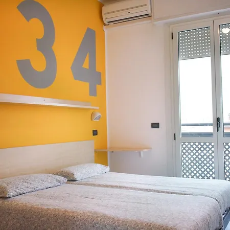 Morfeo - Young People (adults Only) Hotel