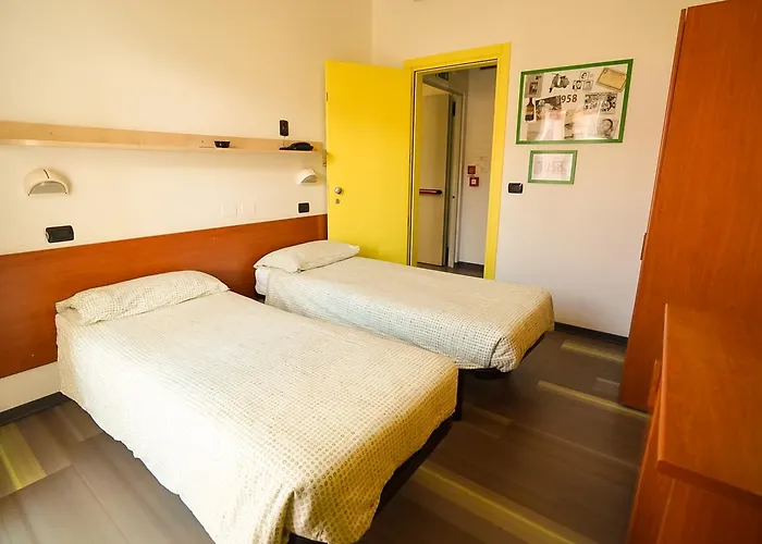 Hotel Morfeo - Fun - No Family